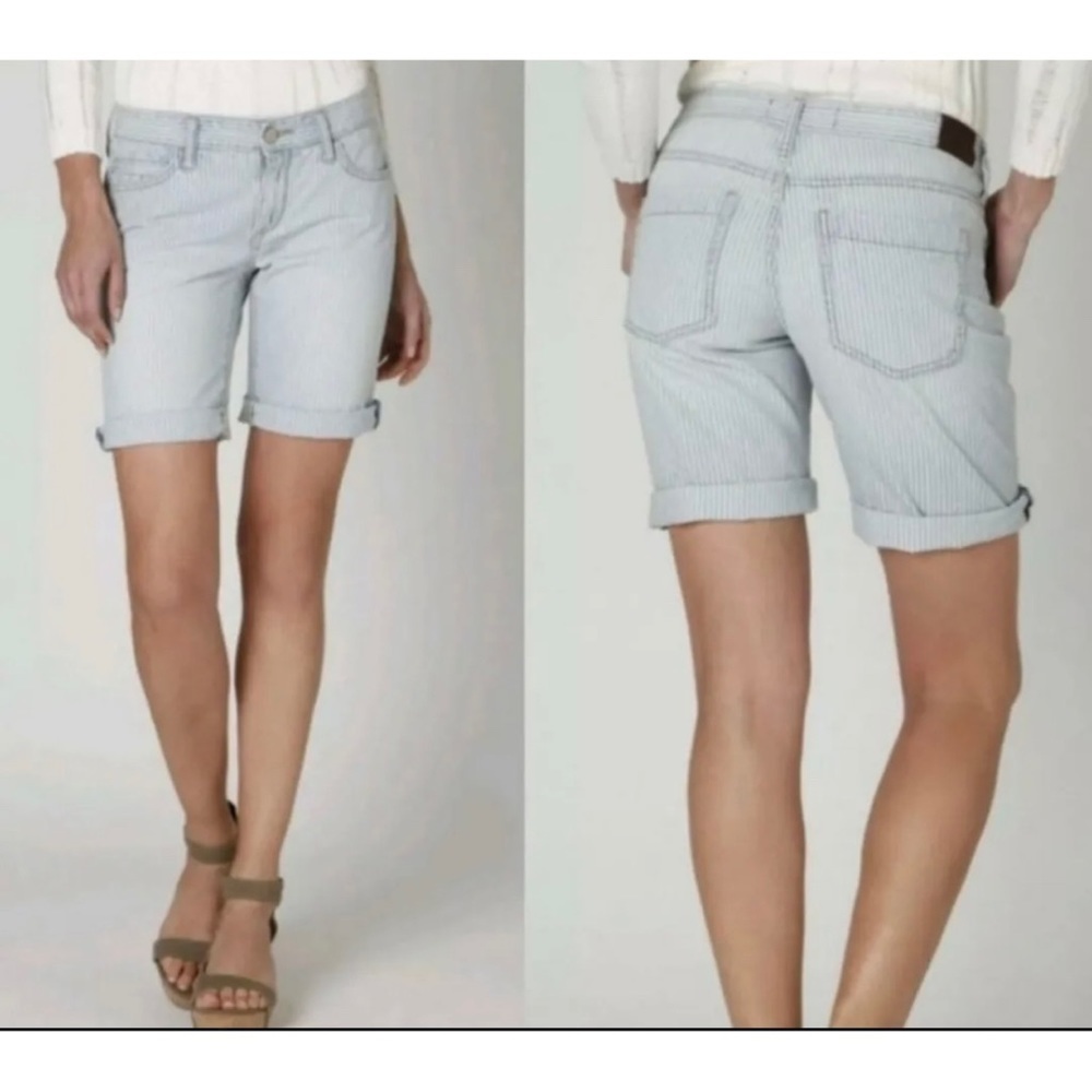 Holding Horses Anthropologie Womens Sz 26 Blue White Striped Bermuda Boy Shorts